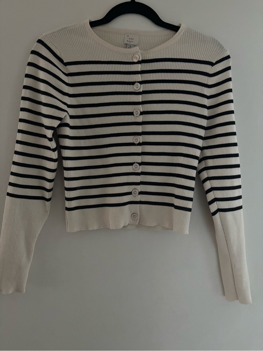 Striped Crewneck Button-Front Sweater - White & Black